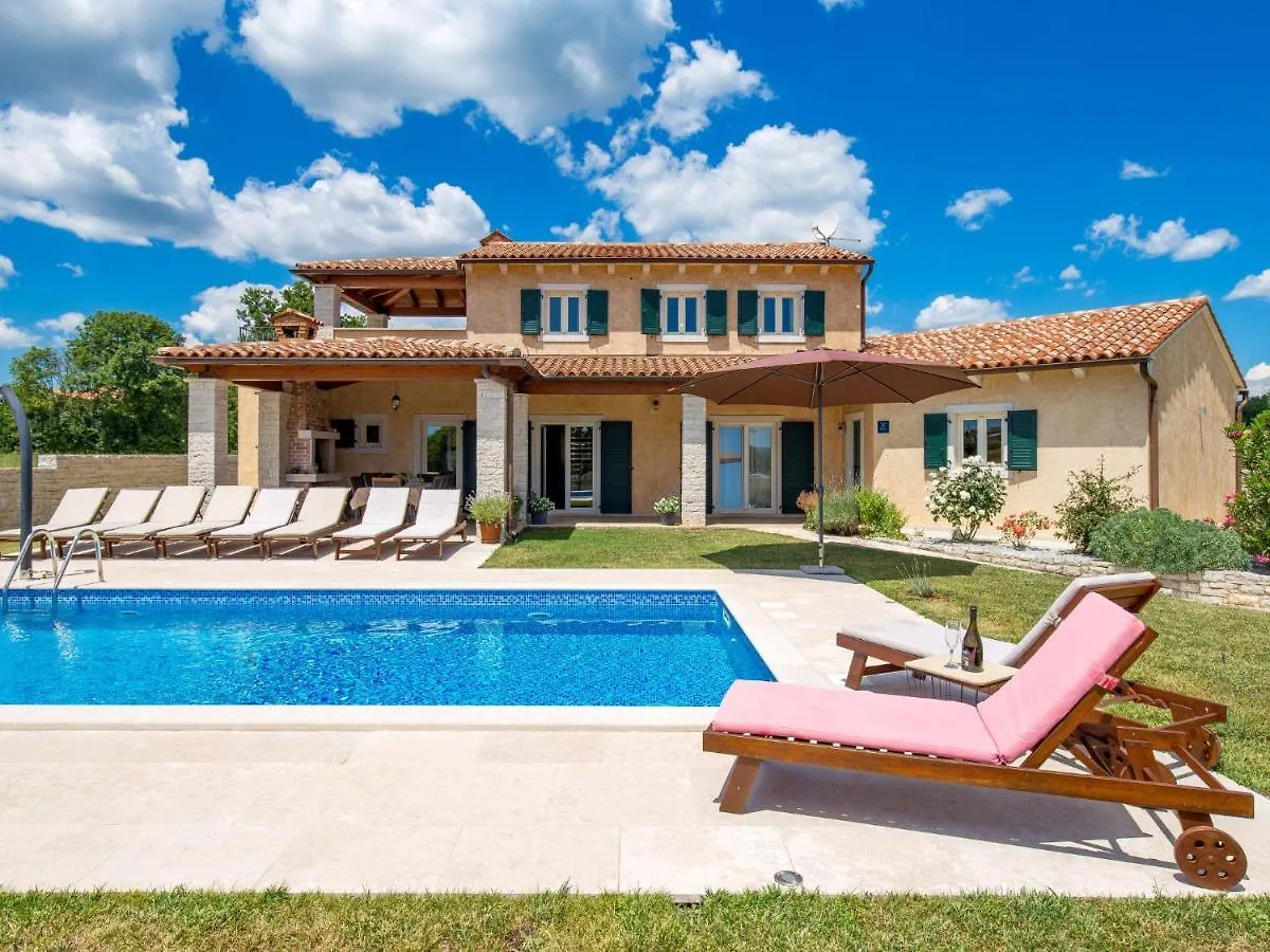 Holiday Home Baretuni - Lbn390 By Interhome Prnjani
