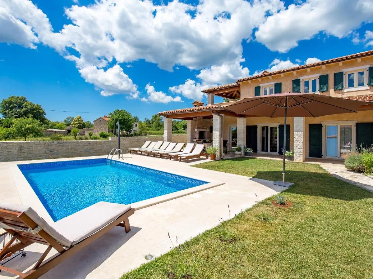 Holiday Home Baretuni - Lbn390 By Interhome Prnjani