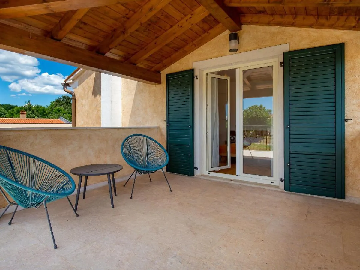 Holiday Home Baretuni - Lbn390 By Interhome Prnjani